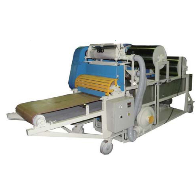 Machine à rouleaux de gaufrage pour la fabrication de ruban de renard laminé en tissu